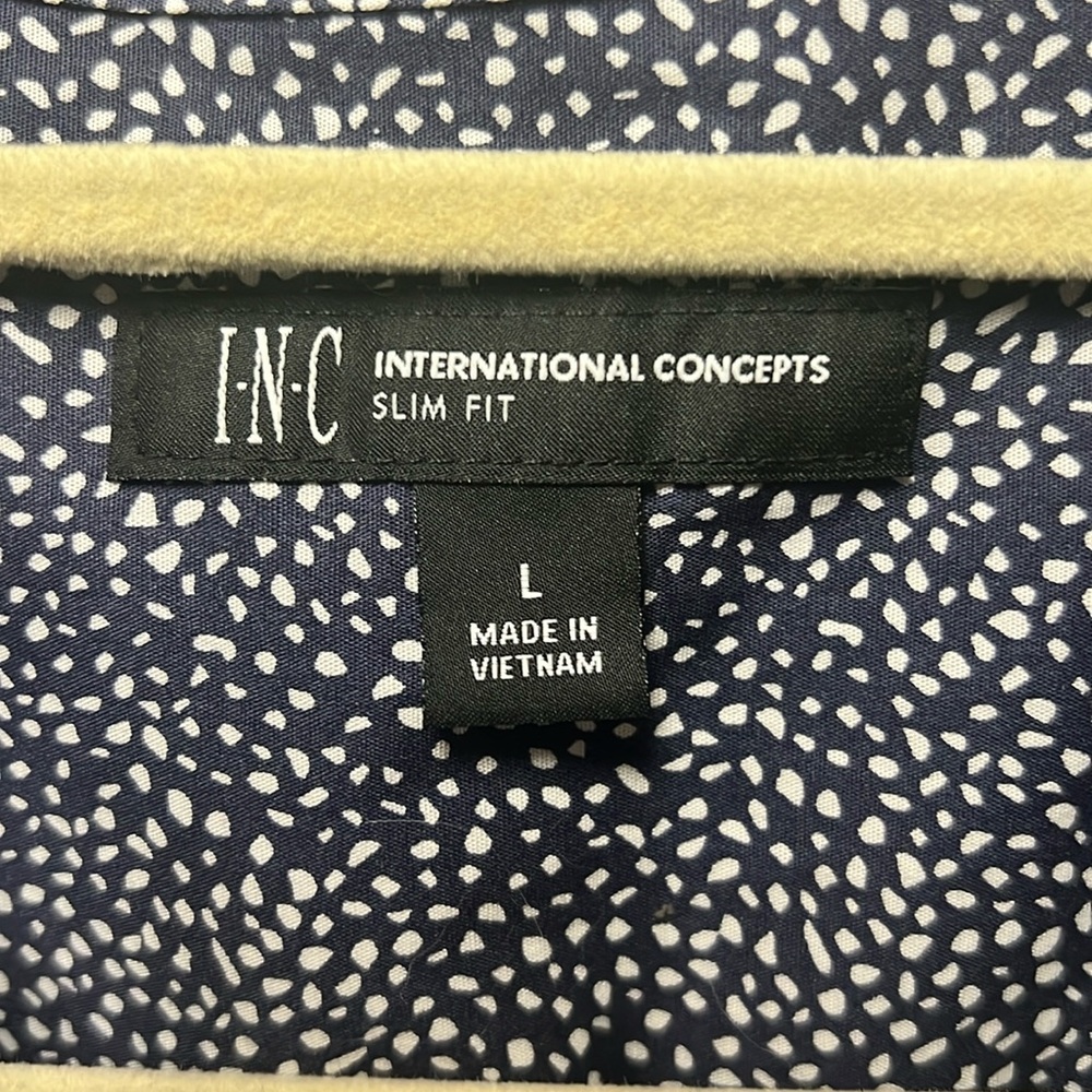 INC Slim Fit Stretch button down- Large